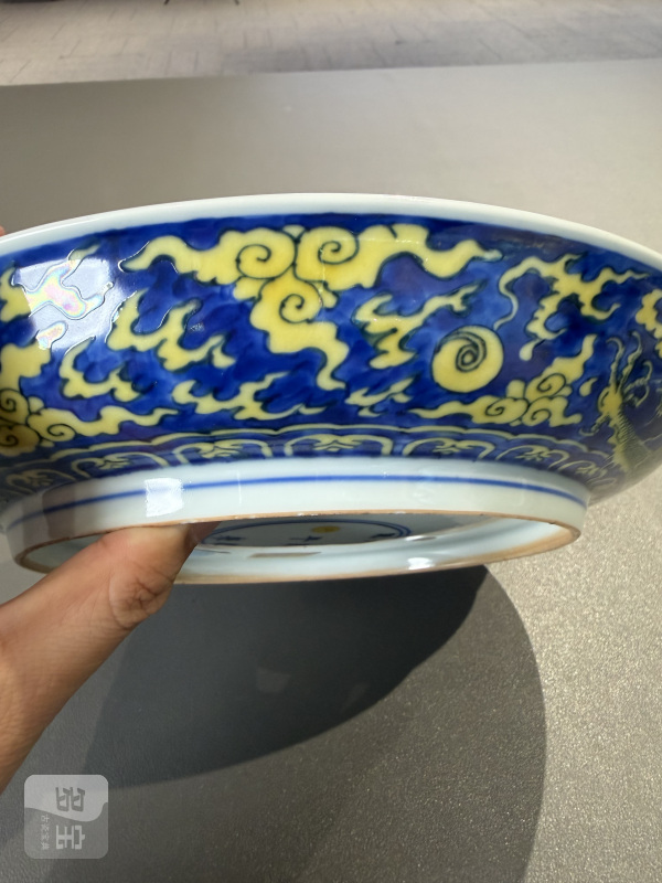 清康熙 青花地黄彩云龙纹盘 - 图8